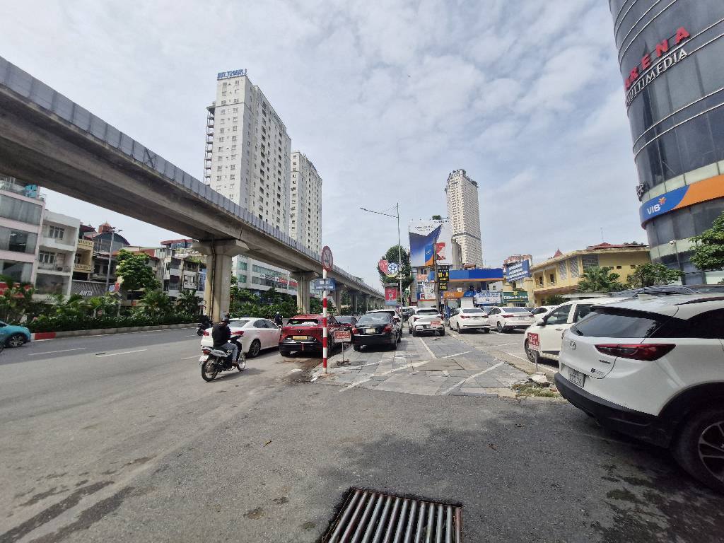 Bán đất Trần Phú - Hà Đông , 2 mặt ngõ , ngay Oto tránh dừng đỗ ngày đêm , 53m2 giá 10.3 tỷ ( có TL )